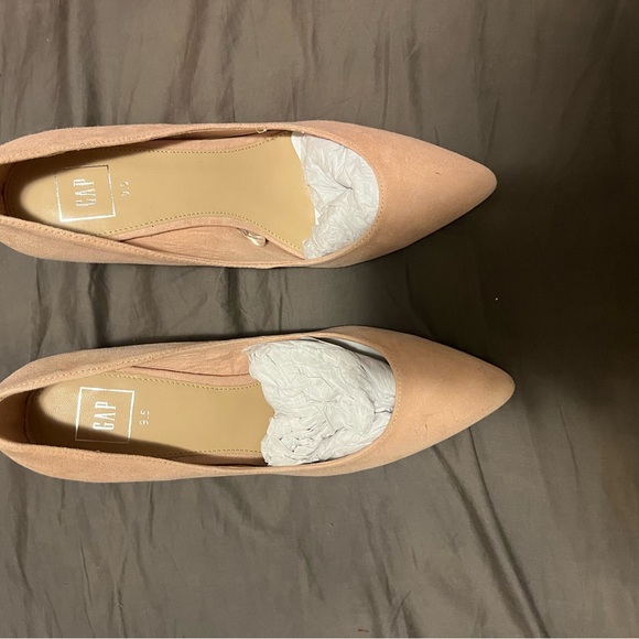 Elegant Nude Suede Women's Heels - Picture 2 of 7